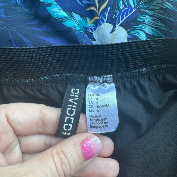 H&M Divided Tropical Floral Maxi Skirt US Size 6 - Picture 4 of 9